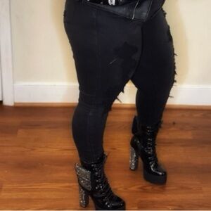 Black chunky heels with rhinestones